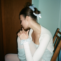 Emi Jay Sweetheart Clip in Blue Ribbon - Крабик для волосся "Blue Ribbon"